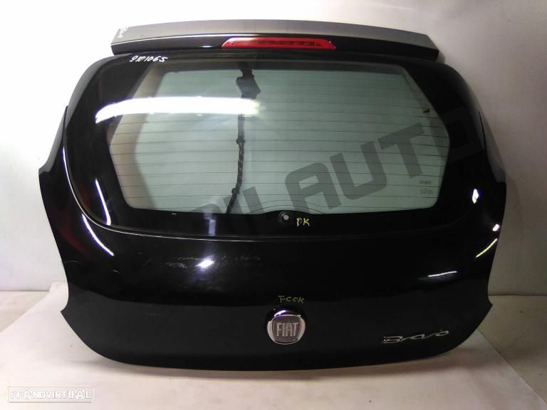Tampa Da Mala  Fiat Bravo Ii [2007_2016] 1.4 - 1
