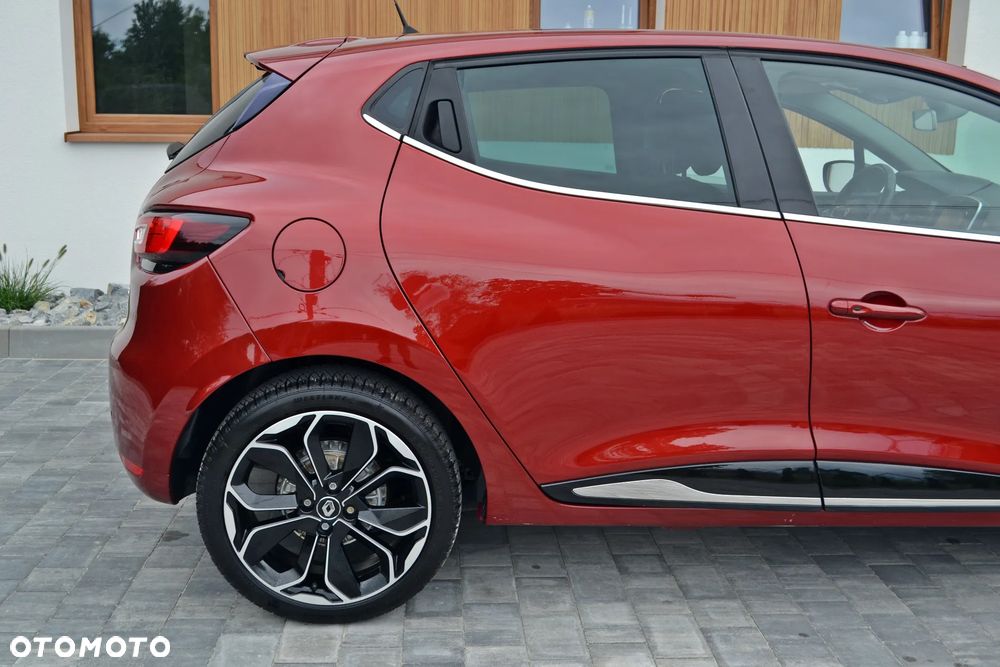Renault Clio - 9