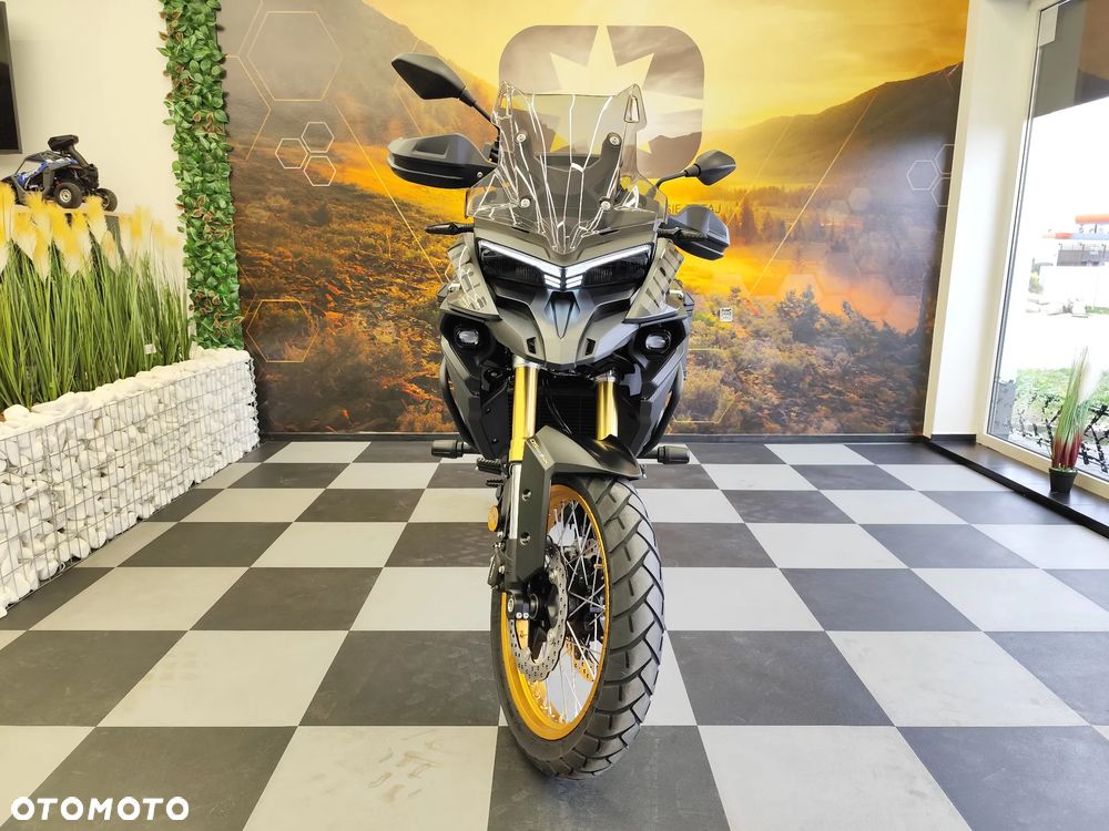 VOGE 525DSX - 12