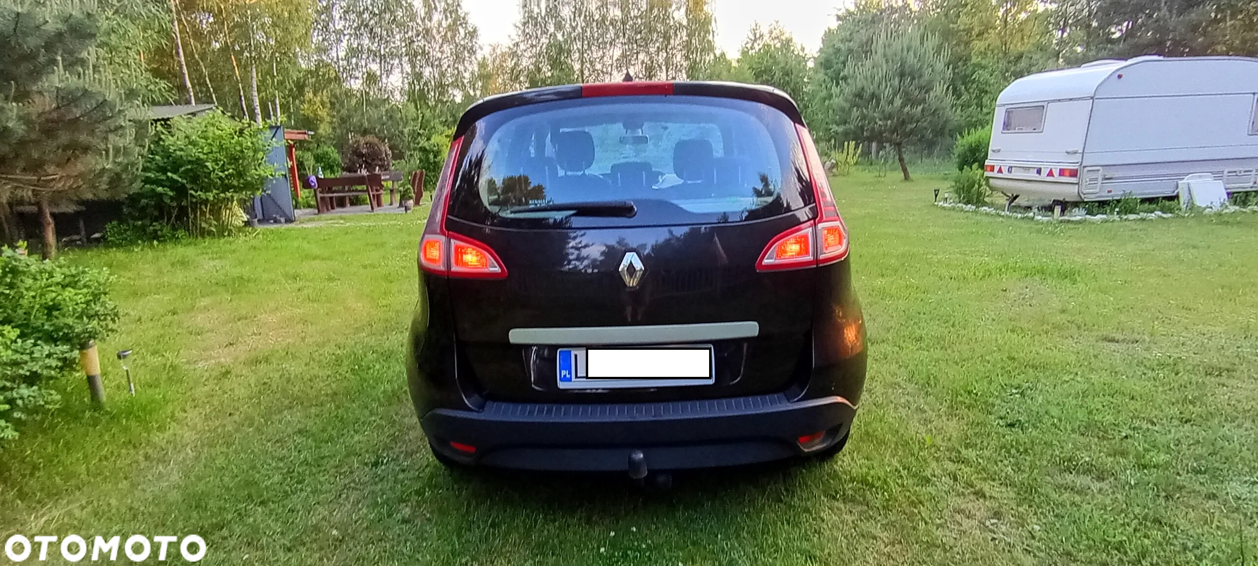 Renault Scenic 1.5 dCi Emotion - 6