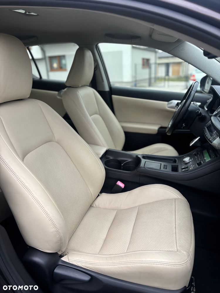 Lexus CT Standard - 31