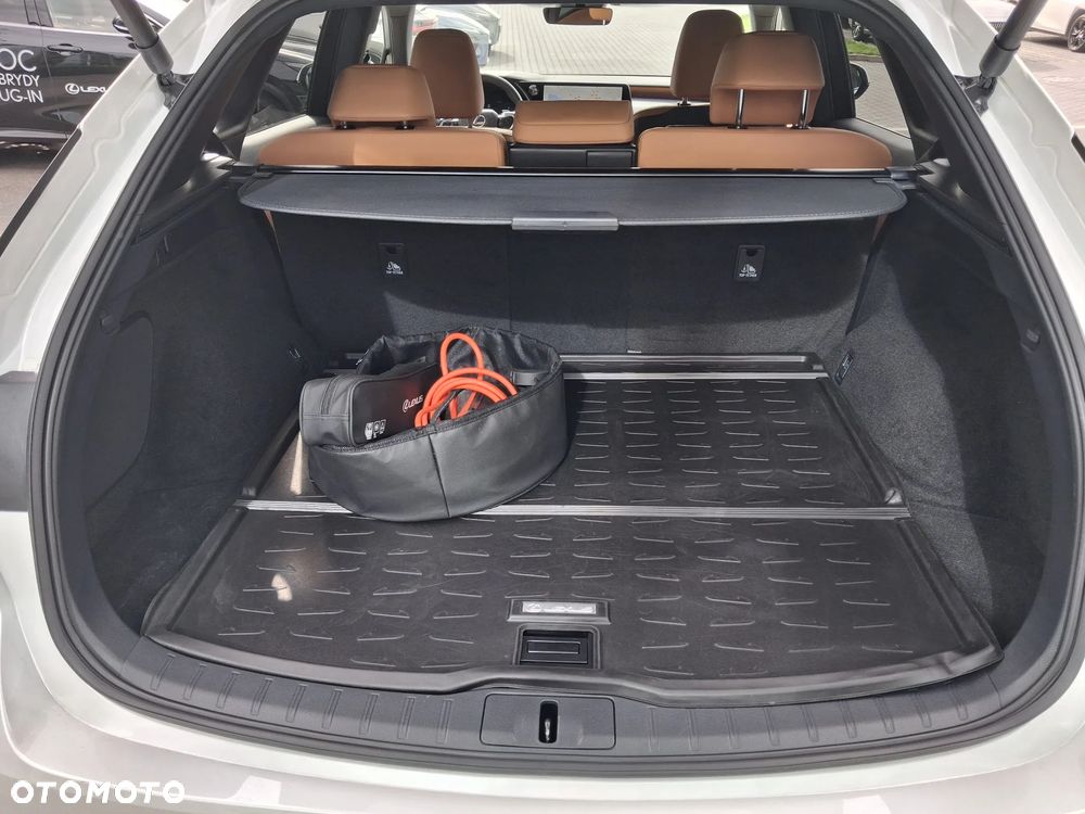 Lexus RX 450h+ Prestige - 8