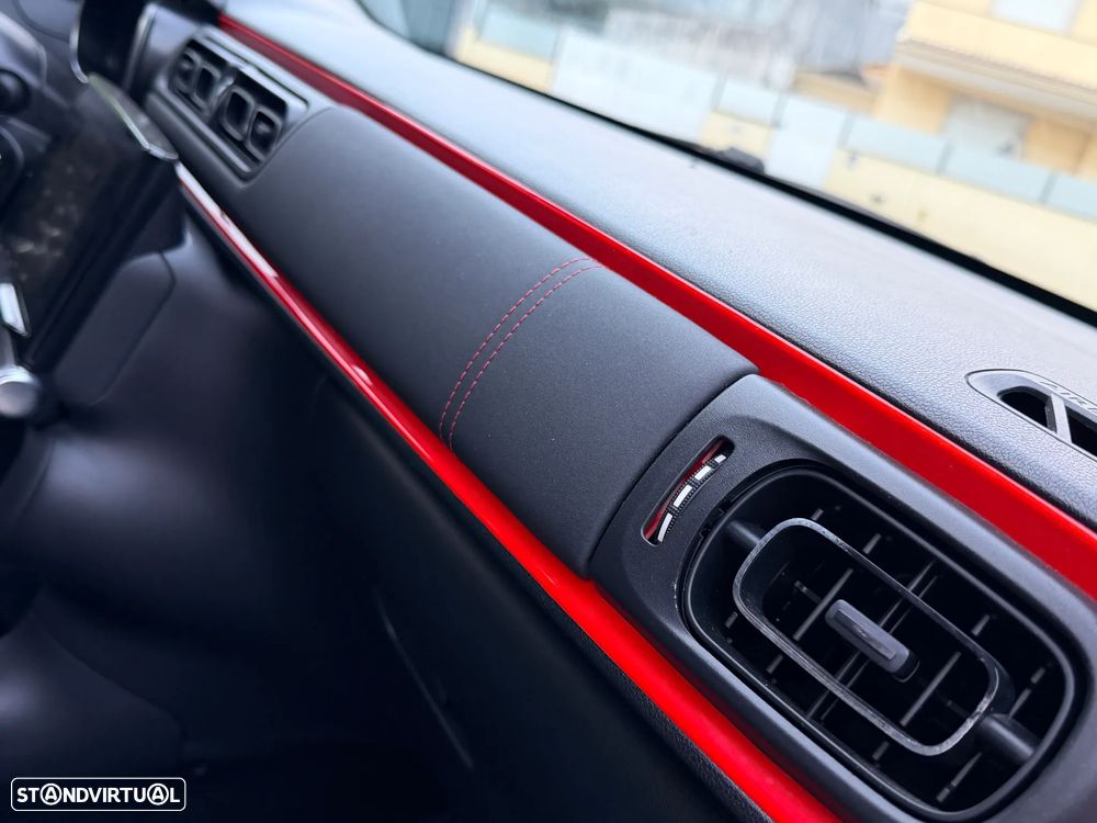 Citroën C3 1.2 PureTech Shine - 15