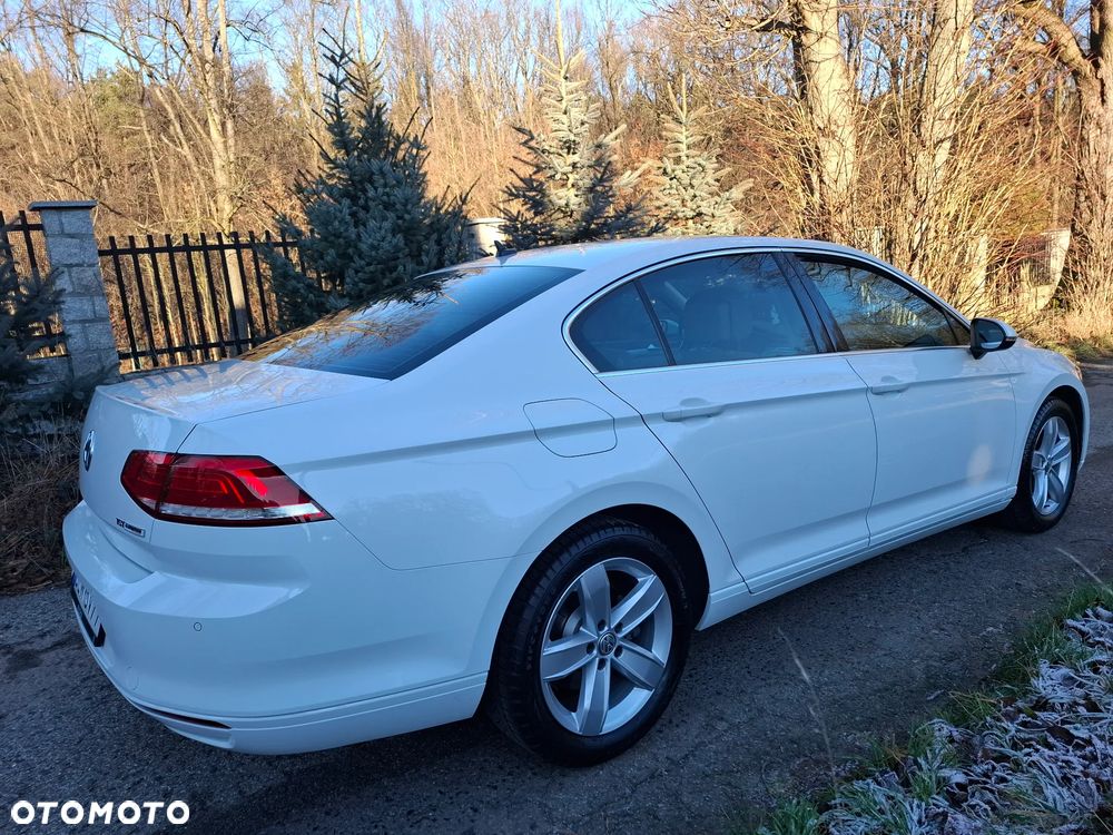 Volkswagen Passat 1.4 TSI BMT Comfortline - 12
