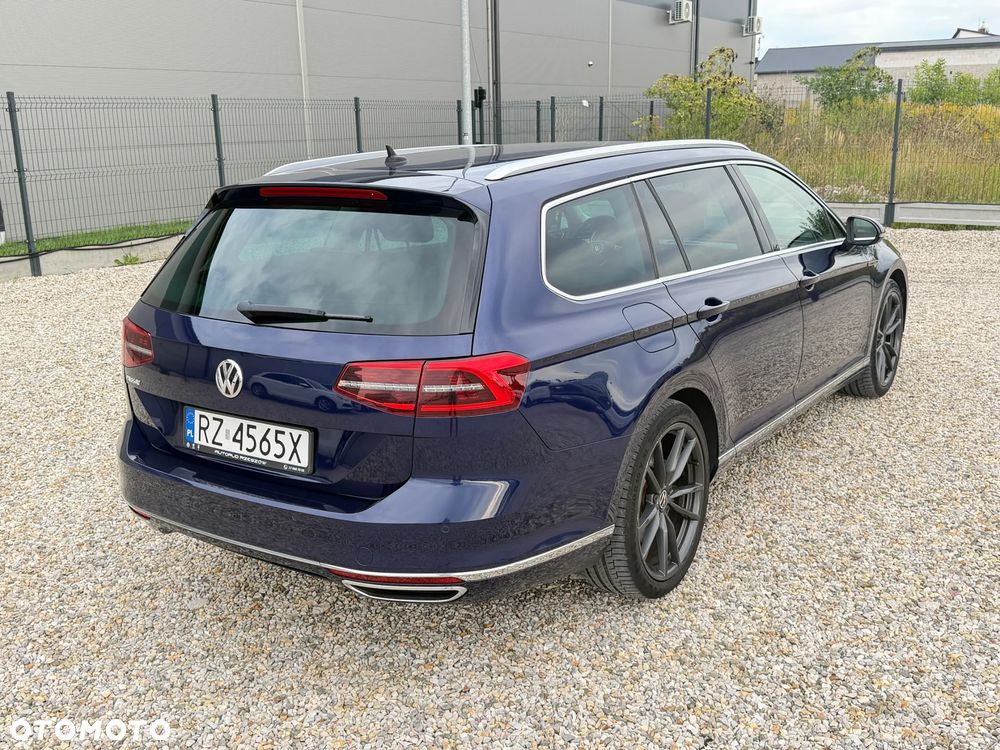 Volkswagen Passat Variant 2.0 TDI Bi-Turbo BMT 4Mot Highline DSG - 4
