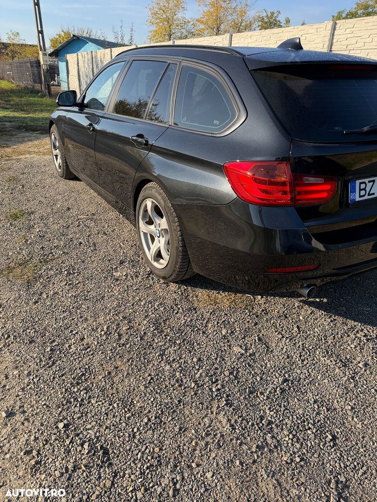 BMW Seria 3 318d Touring - 3