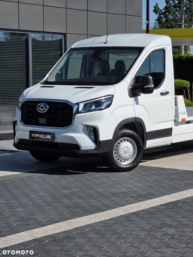 Maxus DELIVER 9 LAWETA POMOC DROGOWA HOLOWNIK I Fabrycznie Nowy I Dostępne od Reki I Promocyjny Leasing 102% I 5 lat Gwarancji I Bardzo Bogate Wyposażenie I - 34