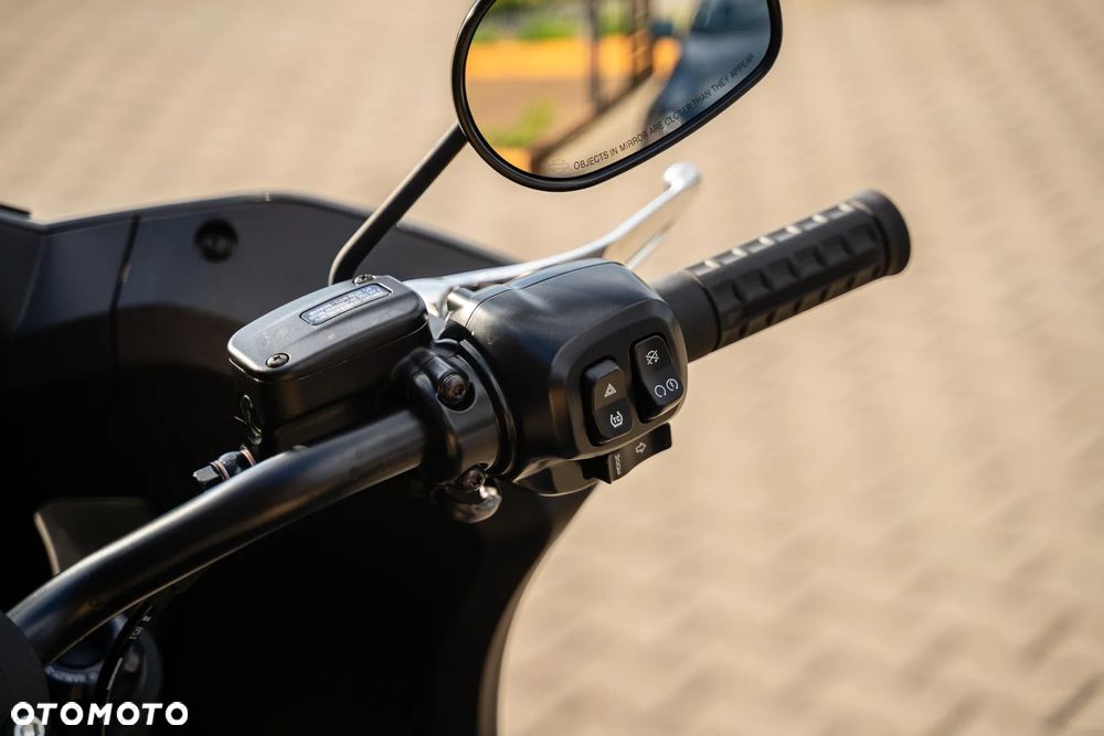 Harley-Davidson Softail Low Rider - 11