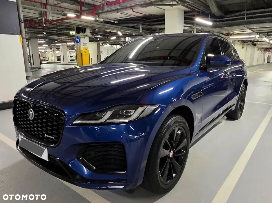Jaguar F-Pace P250 AWD R-Dynamic SE - 4