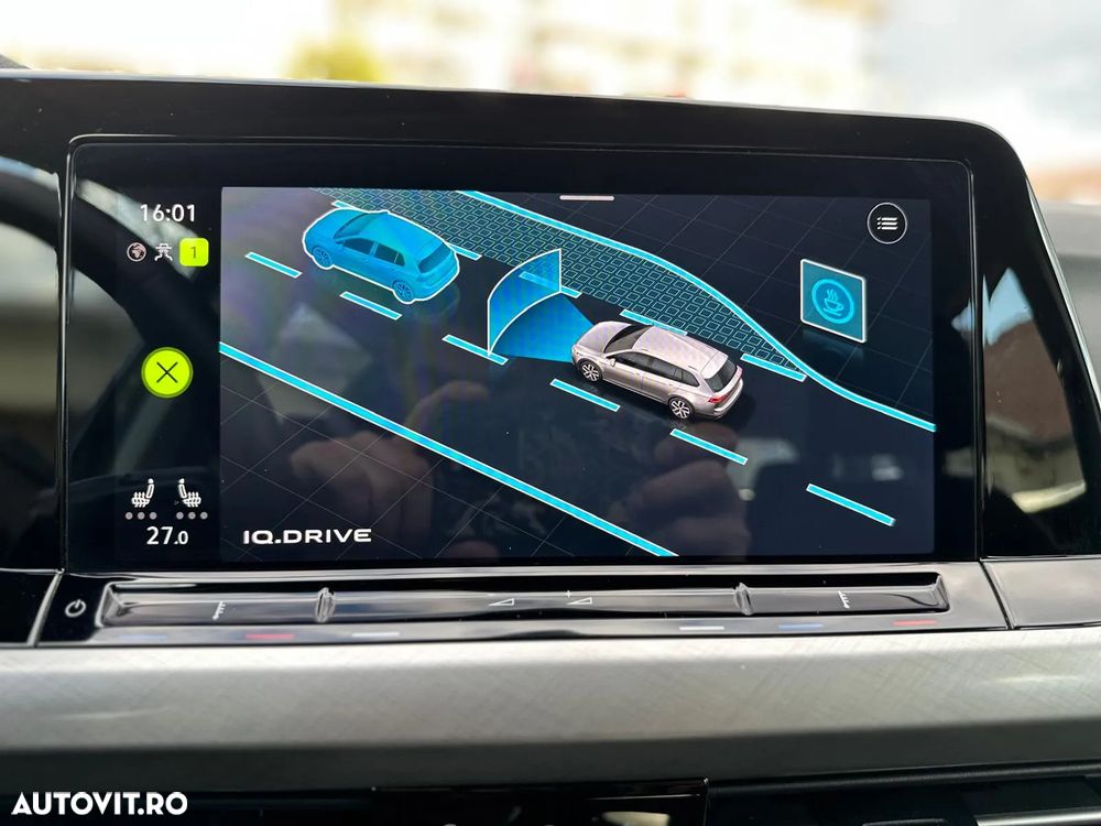 Volkswagen Golf Variant 2.0 TDI 116CP DSG Life - 10