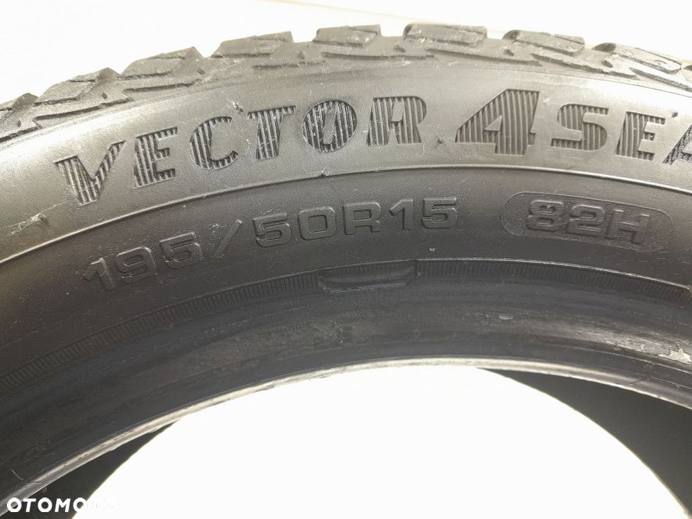 OPONA WIELOSEZONOWA GOODYEAR VECTOR 4SEASONS GEN-2 195/50 R15 82H - 2