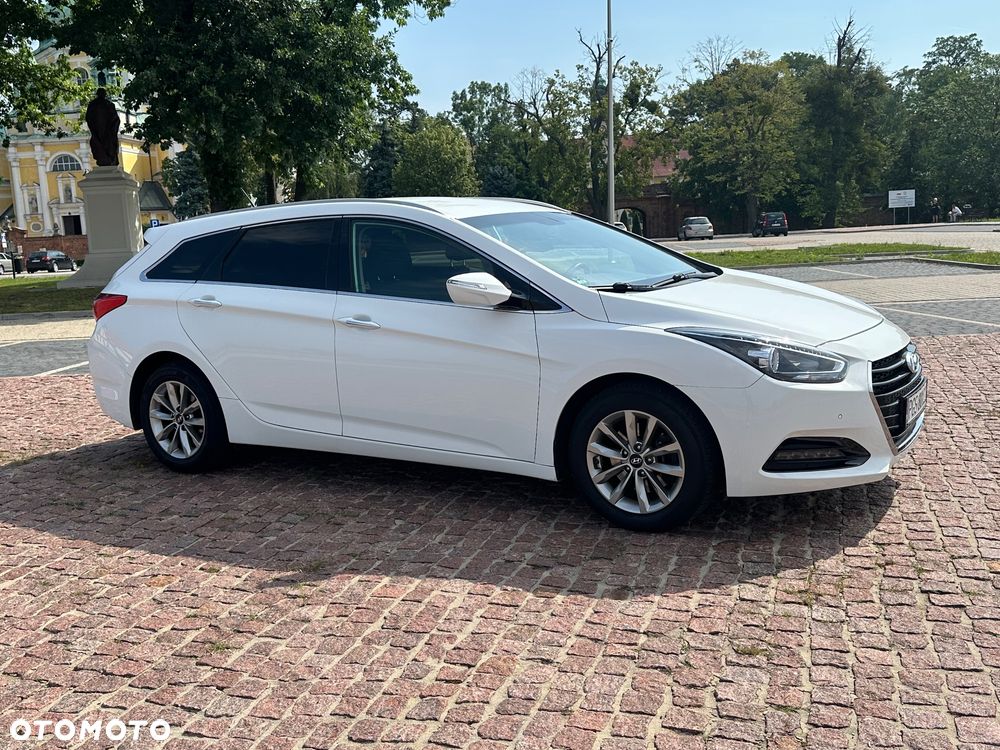 Hyundai i40 Kombi blue 1.7 CRDi Style - 2