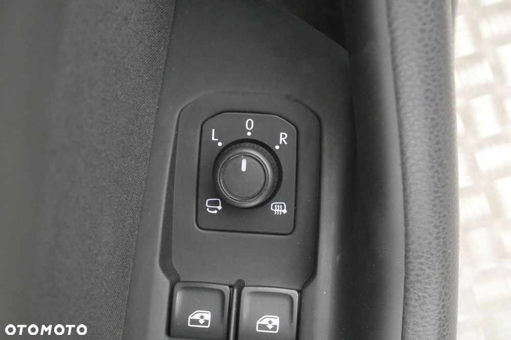 Volkswagen Passat Variant 2.0 TSI Business DSG - 28