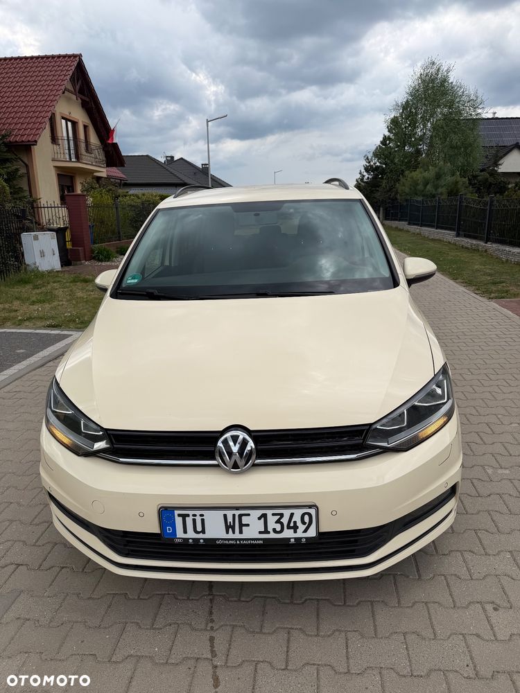 Volkswagen Touran - 2