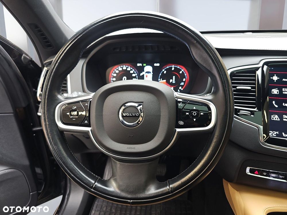Volvo XC 90 - 14