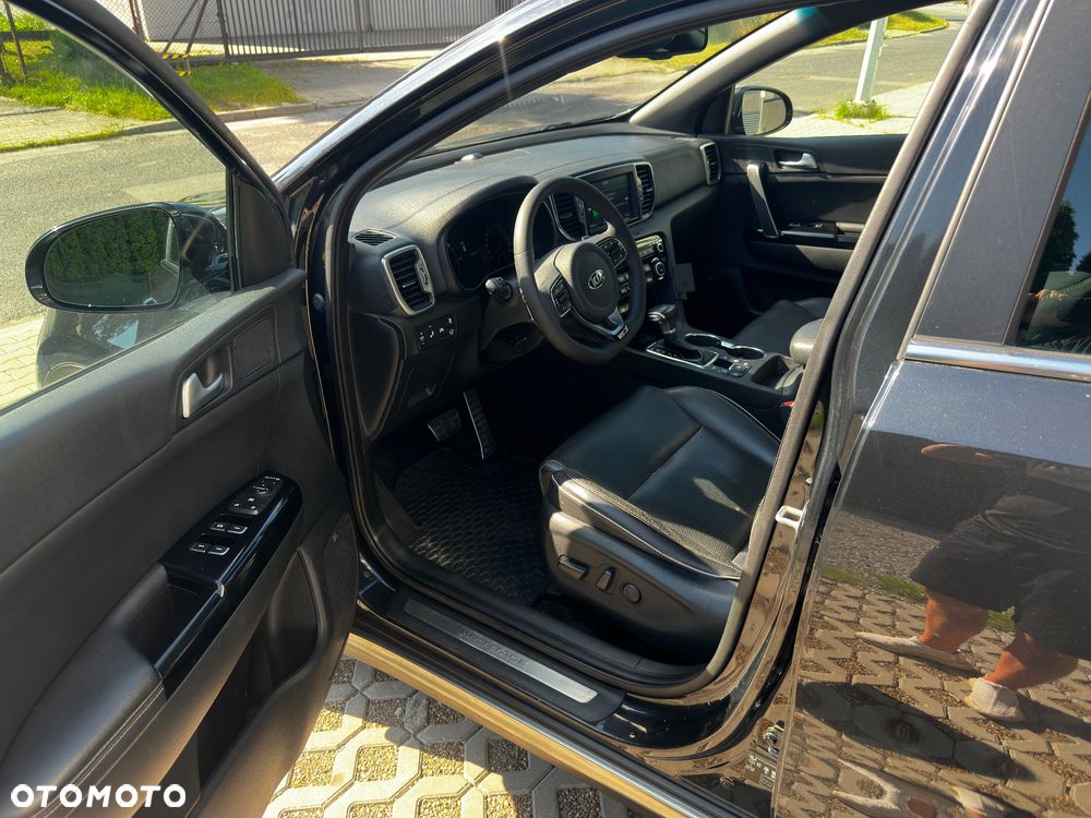 Kia Sportage 2,0 CRDI AWD GT Line - 7