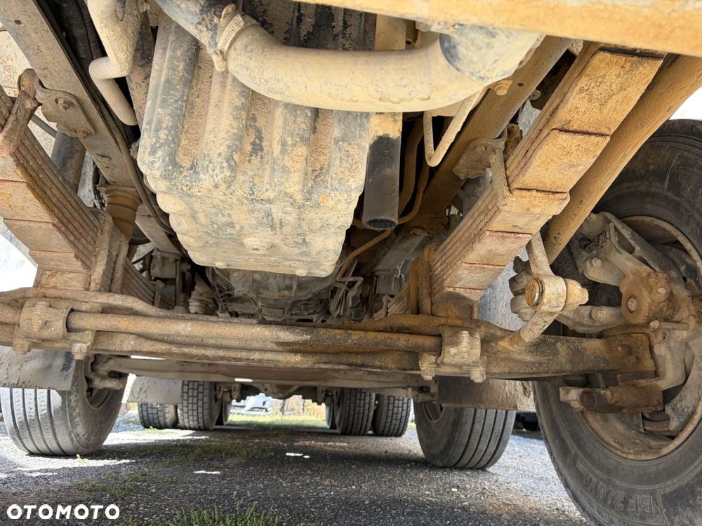 Renault Kerax 420.40 P 8X4 - 37