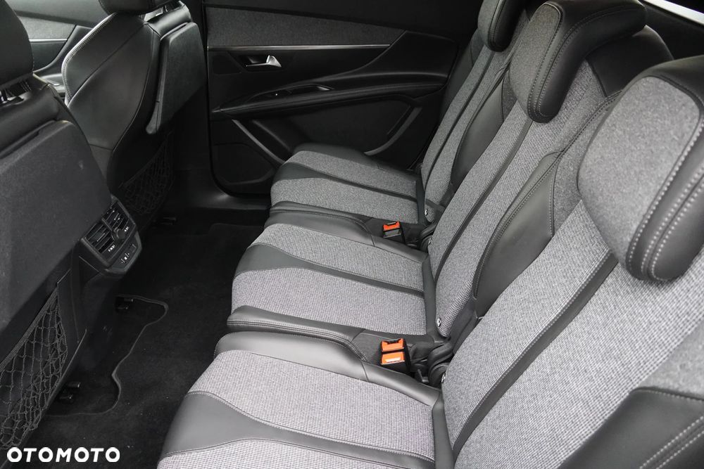 Peugeot 5008 2.0 BlueHDI Crossway S&S EAT8 - 17