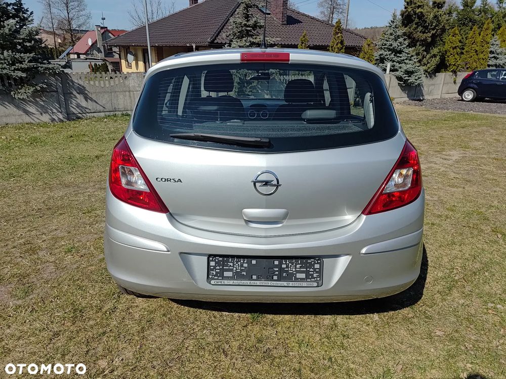 Opel Corsa 1.2 16V Energy - 9