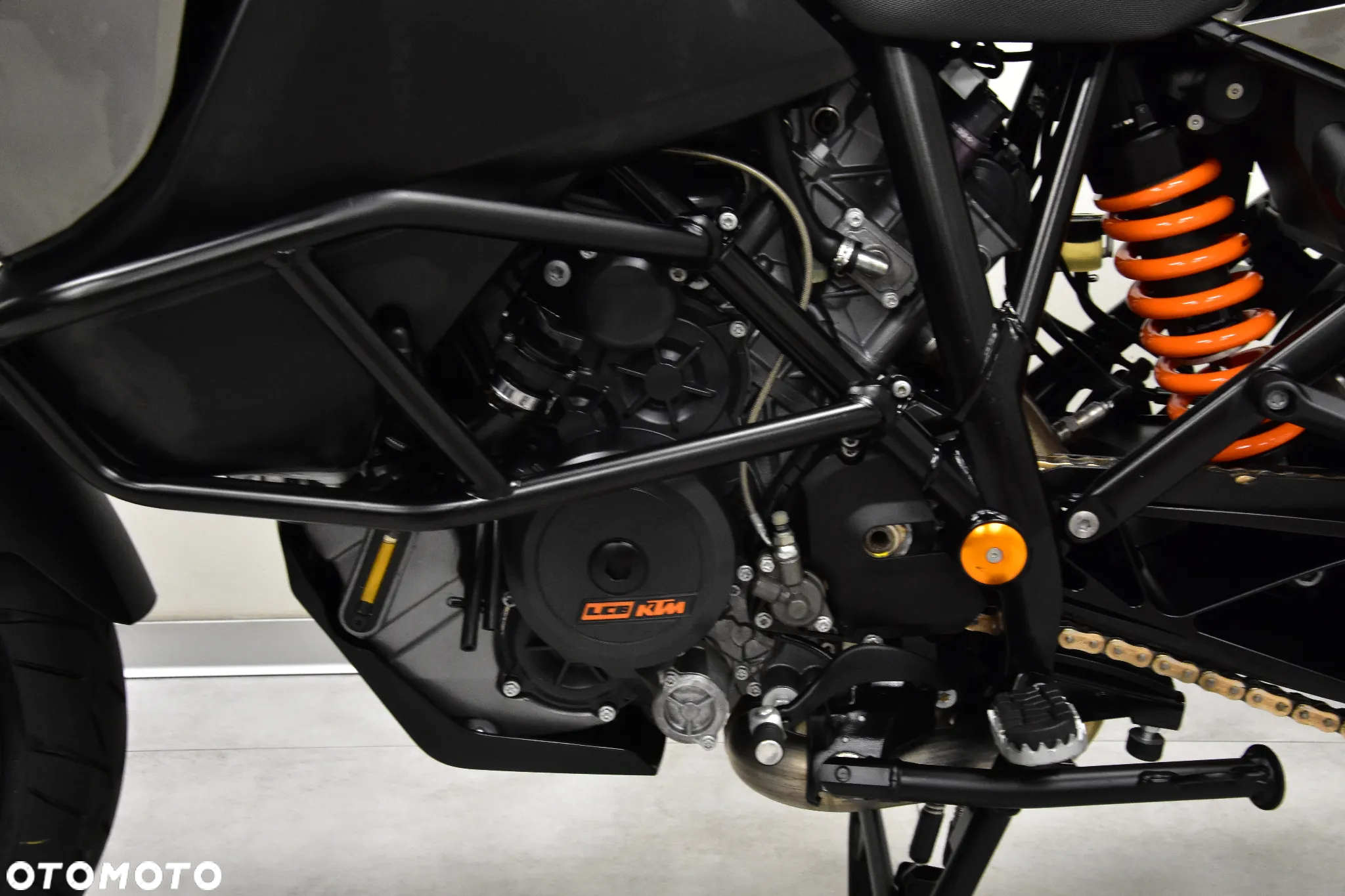 KTM Adventure - 24