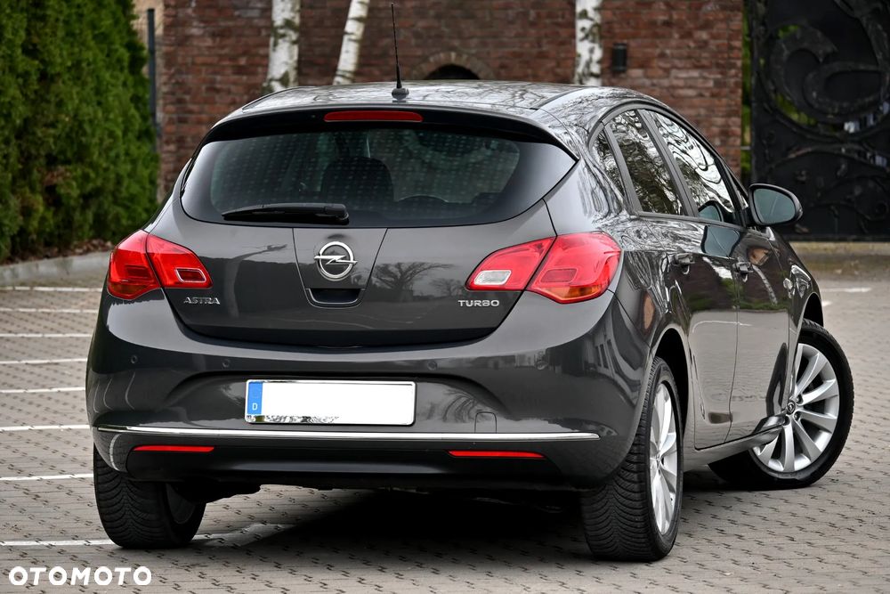 Opel Astra 1.4 T Cosmo S&S - 21