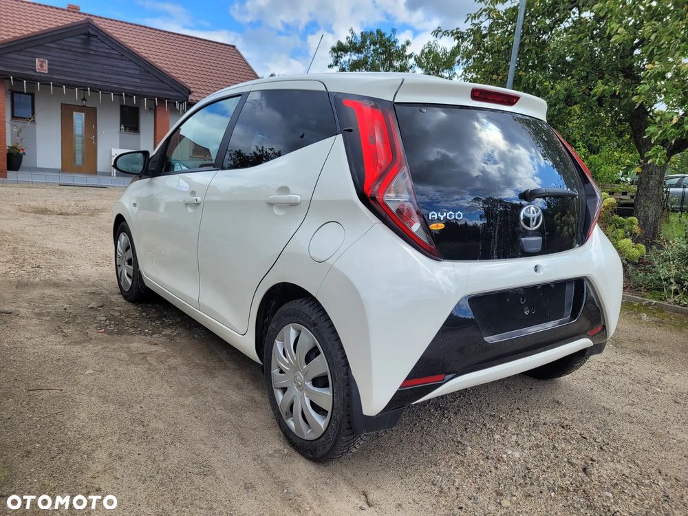 Toyota Aygo - 15