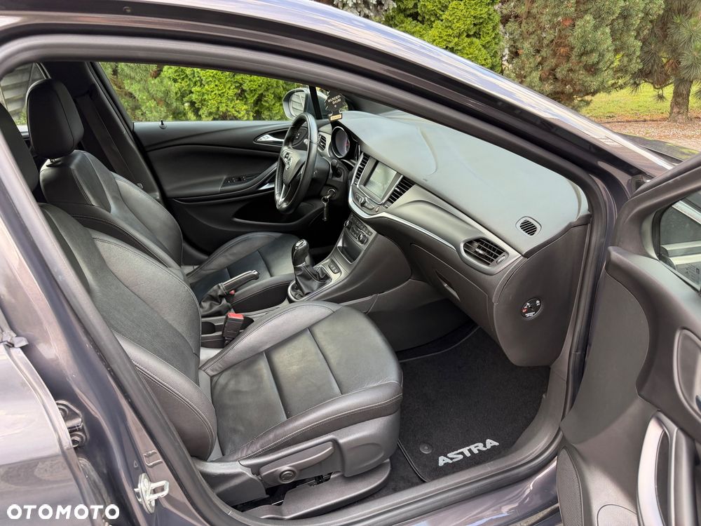 Opel Astra 1.4 Turbo Innovation - 25