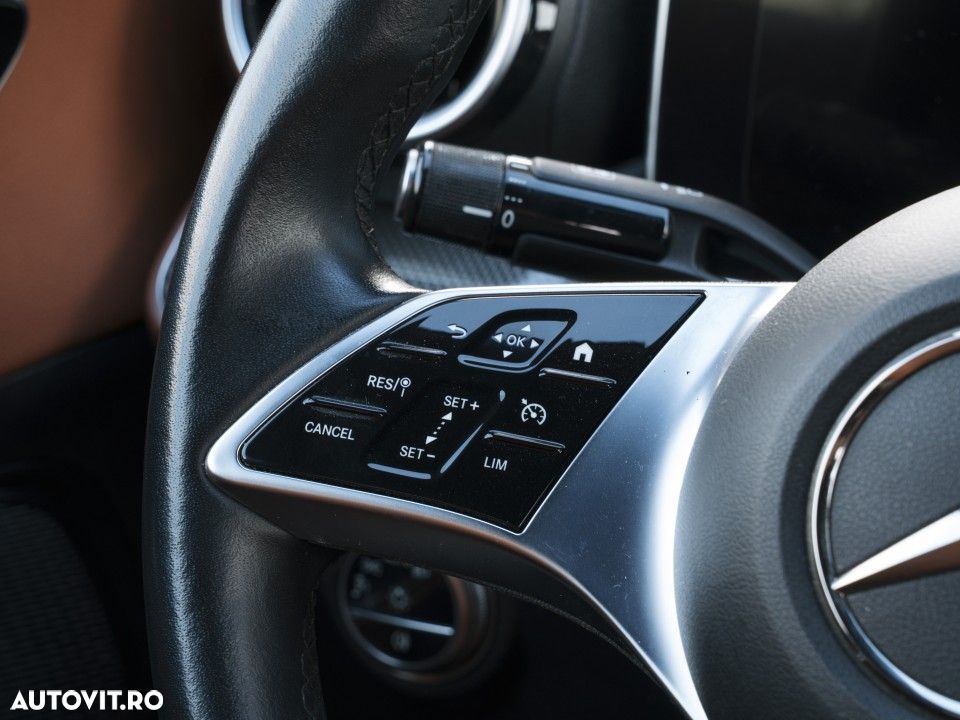 Mercedes-Benz C - 13