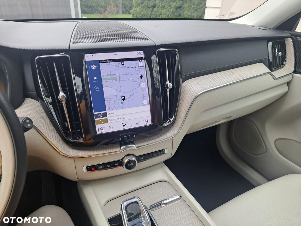 Volvo XC 60 B5 D AWD Inscription - 5