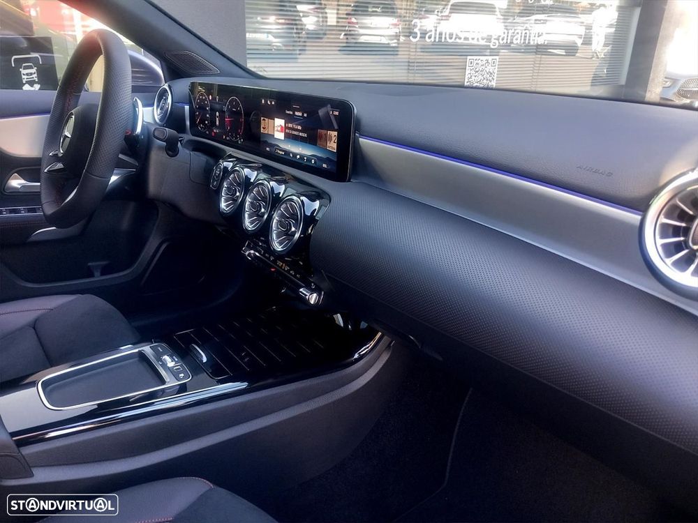 Mercedes-Benz A 180 - 12