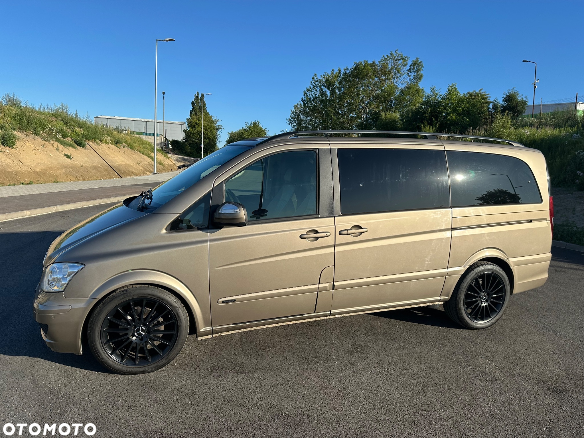 Mercedes-Benz Viano 3.0 CDI Ambiente (d³ugi) - 25