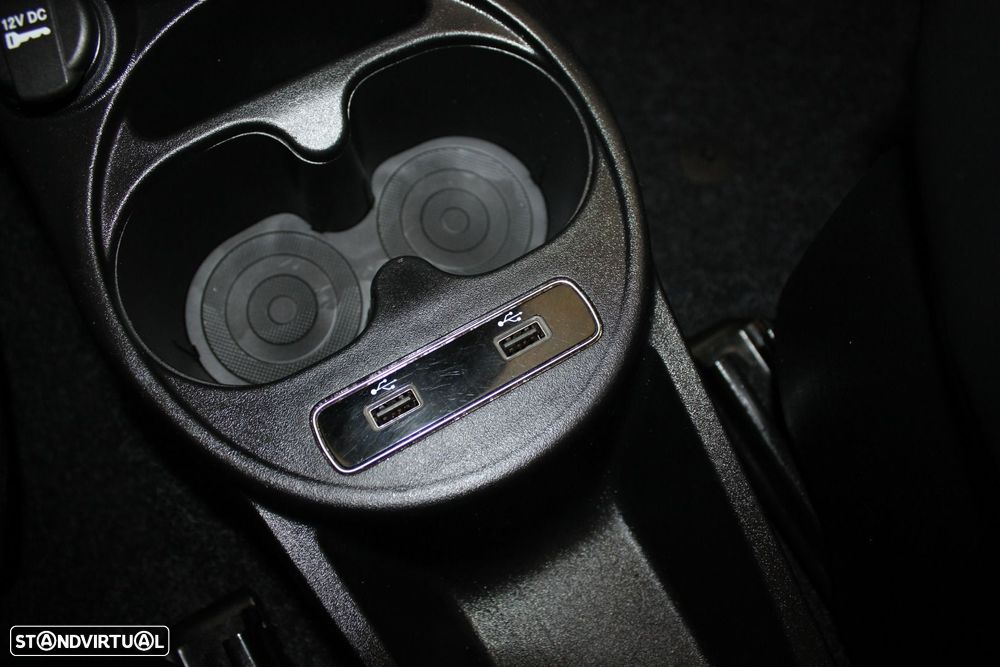 Fiat 500C 1.0 Hybrid Connect - 18