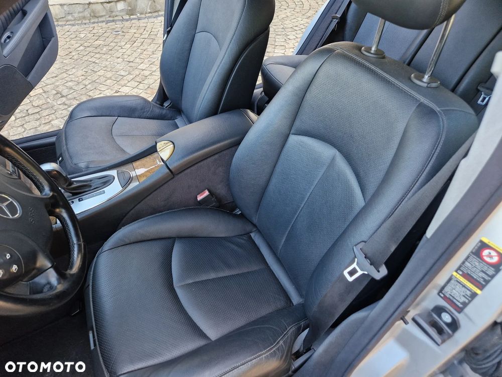 Mercedes-Benz Klasa E 220 CDI Automatik Avantgarde - 13