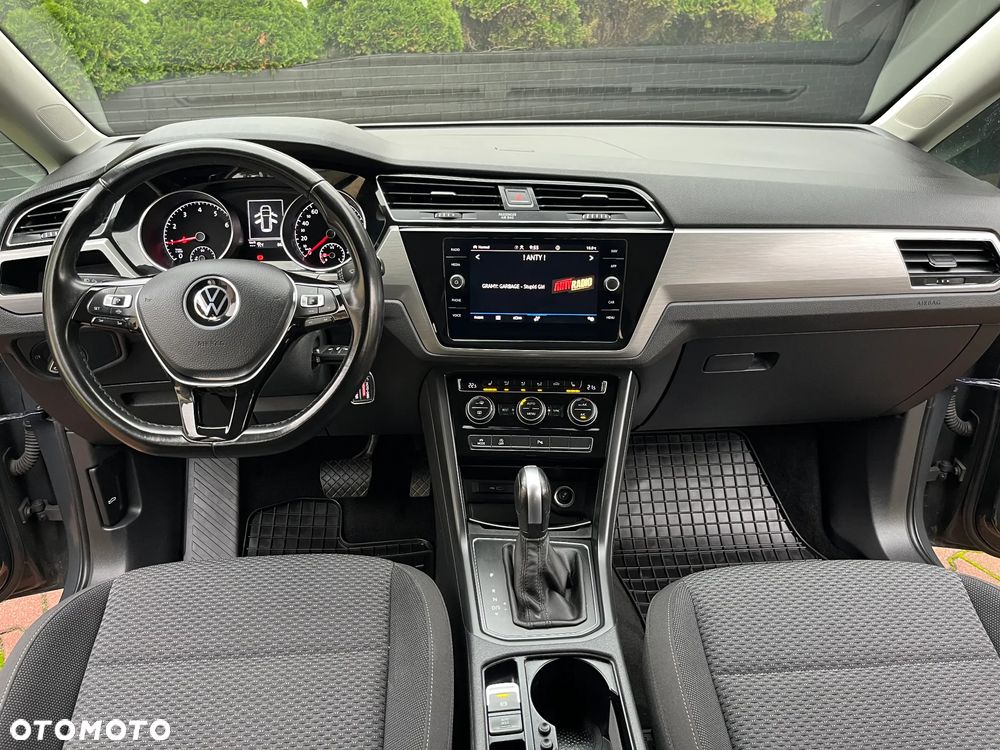 Volkswagen Touran 1.5 TSI EVO Comfortline Plus DSG - 10