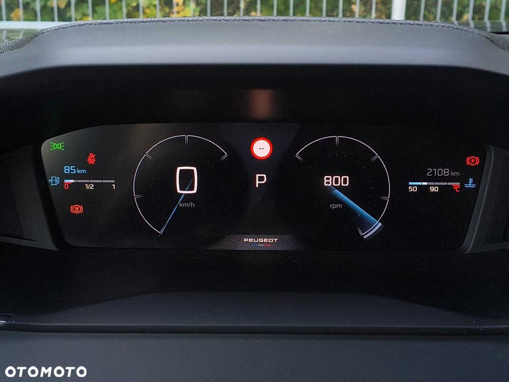 Peugeot 2008 1.2 PureTech Allure S&S EAT8 - 15