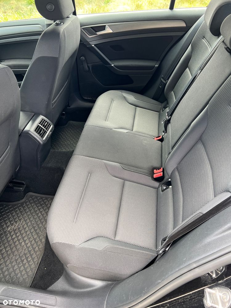 Volkswagen Golf 1.2 TSI BlueMot Comfortline - 11