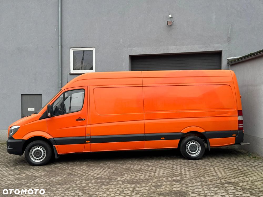 Mercedes-Benz Sprinter - 10