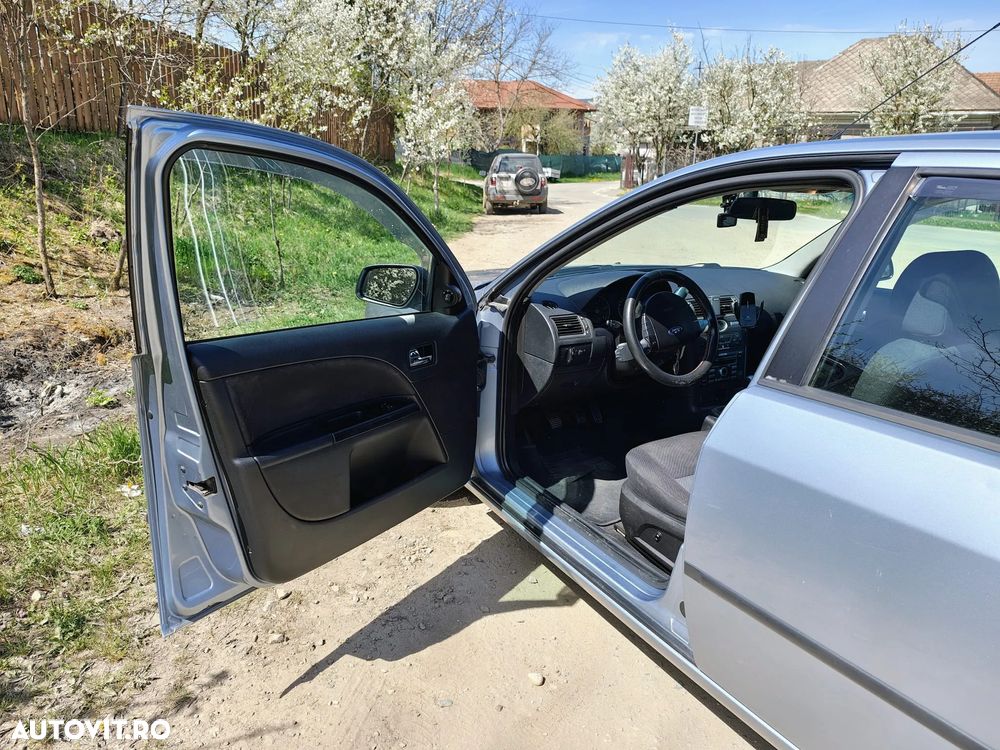 Ford Mondeo 2.0TDCi Trend - 8