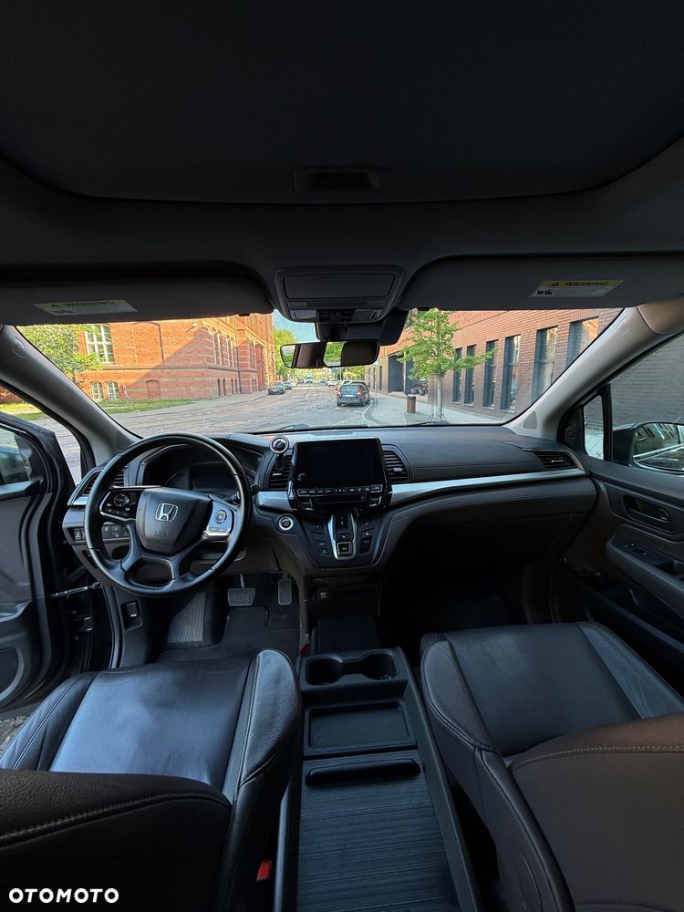 Honda Odyssey 3.5 LX - 8