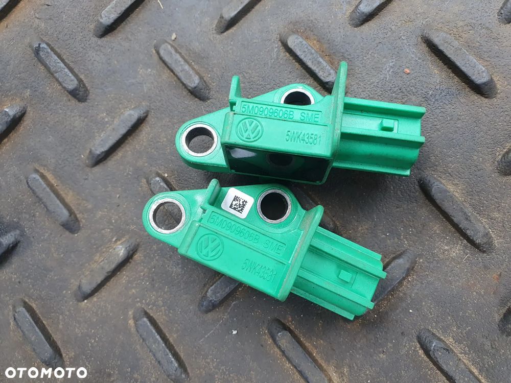 VW GOLF V PLUS CZUJNIK AIRBAG SENSOR UDERZENIOWY ORYGINAŁ 5M0909606B POSIADAM 2SZT - 1