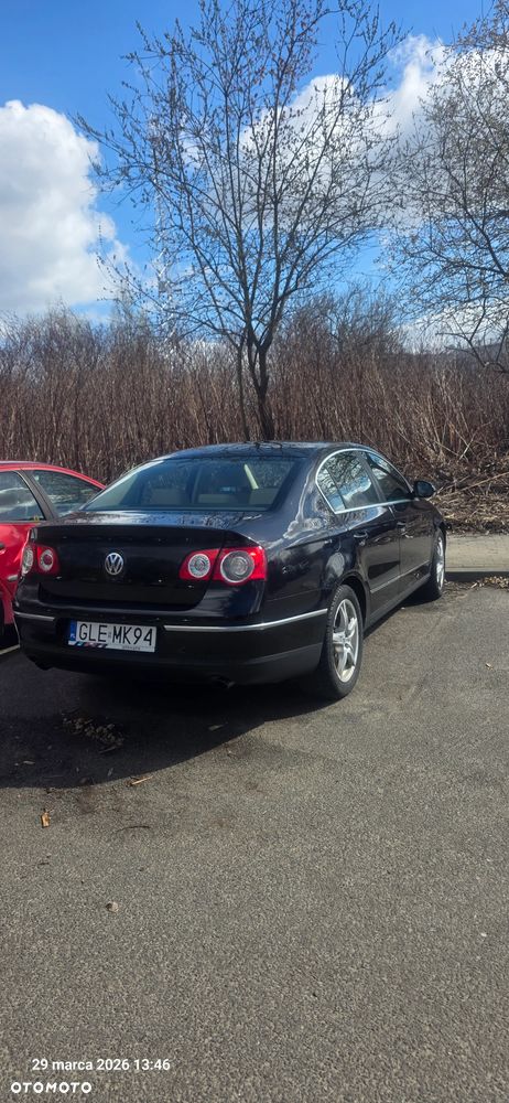 Volkswagen Passat - 12