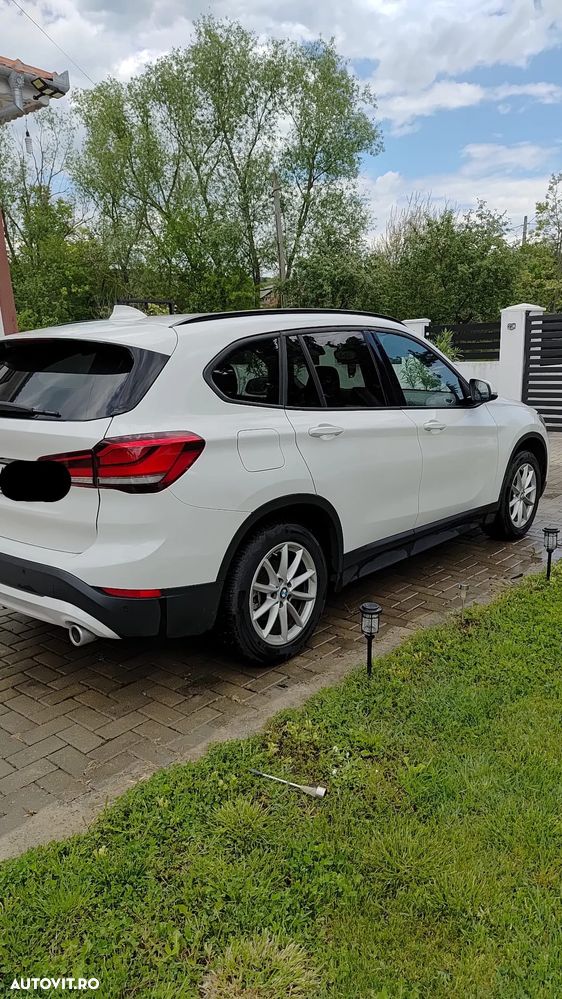 BMW X1 sDrive18d Aut. Sport Line - 4