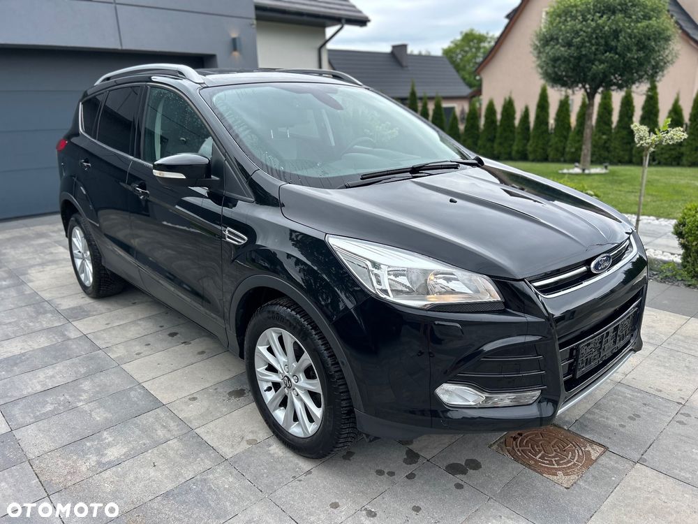 Ford Kuga 1.5 EcoBoost 2x4 Titanium - 3