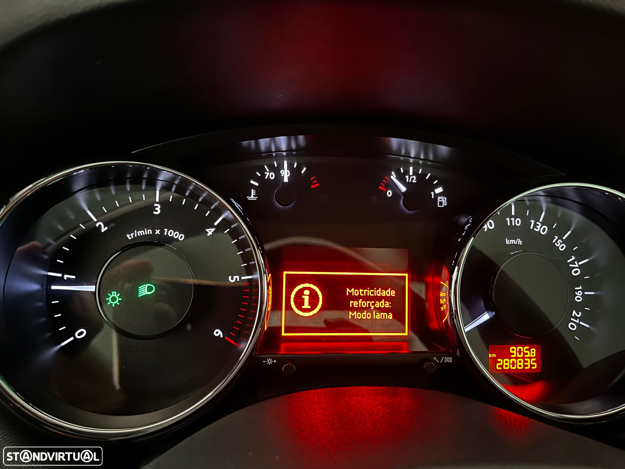 Peugeot 3008 1.6 HDi Sport - 16