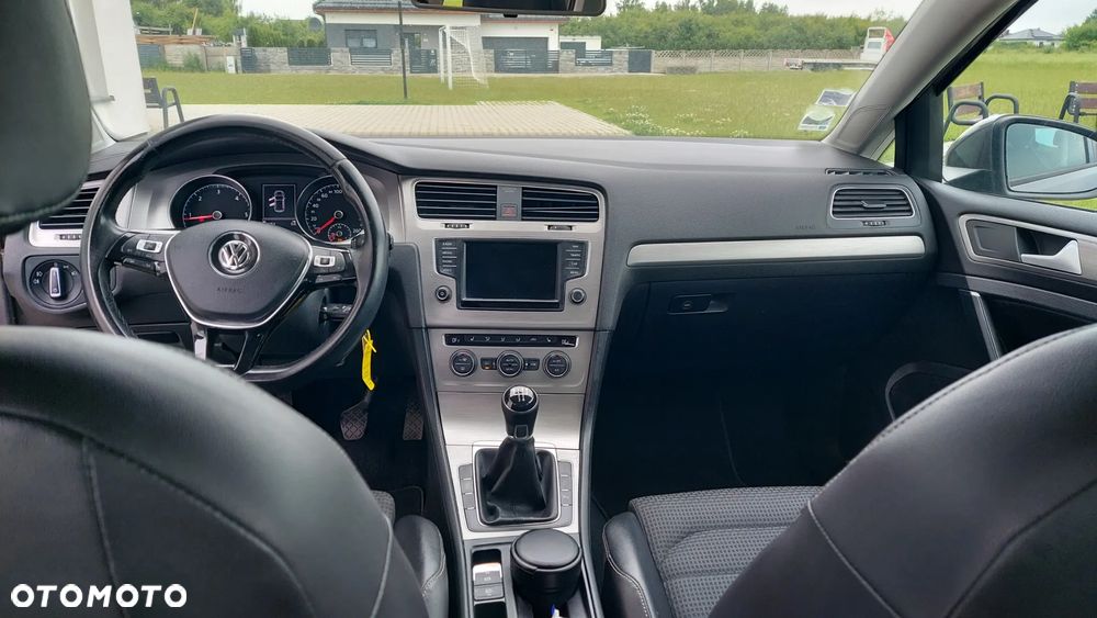 Volkswagen Golf 1.6 TDI BMT Highline - 9