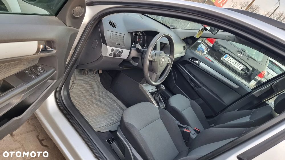 Opel Astra - 10
