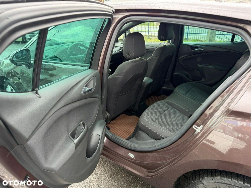 Opel Astra 1.4 T GPF Enjoy S&S - 17
