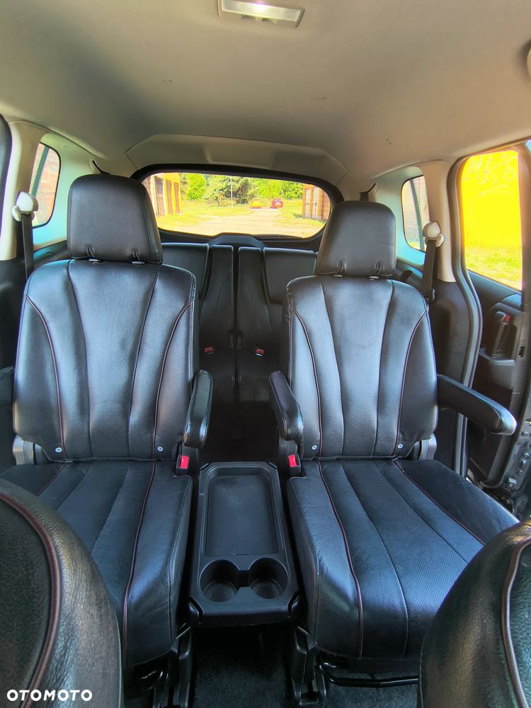 Mazda 5 - 13