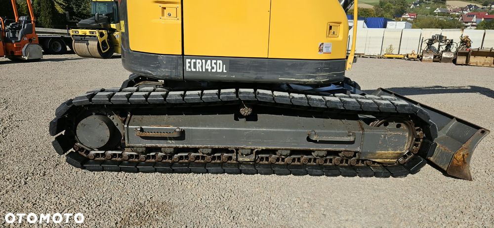 Volvo ECR 145DL - 13