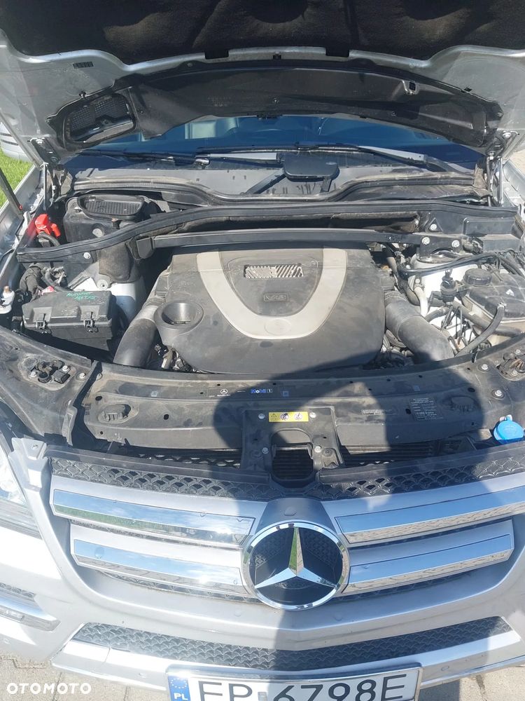 Mercedes-Benz GL 450 - 9